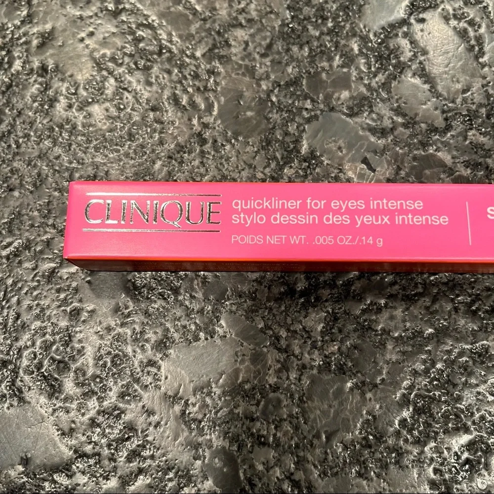 NIB Clinique quickliner intense ebony